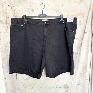 Abercrombie the Loose Short Mid Rise Black